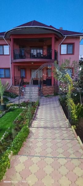 Vila Natasa&Sofia, Doua Mai
